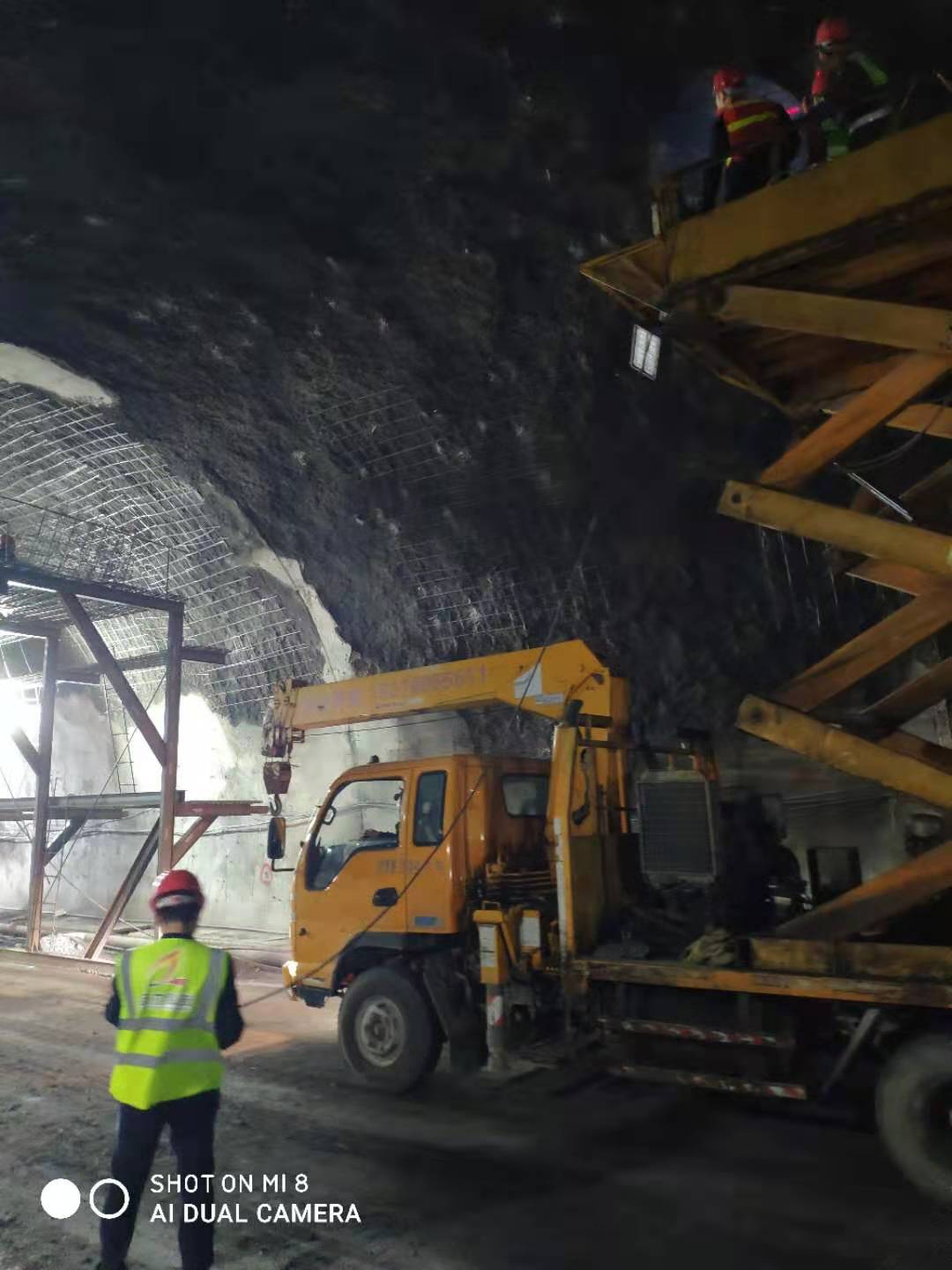 致力科技  雪峰山隧道 應急搶通搶險